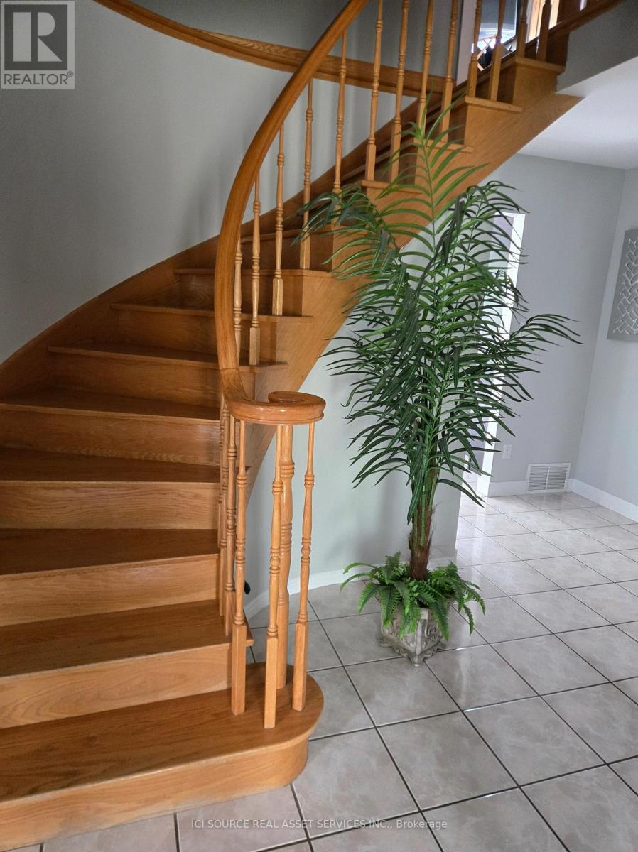 1573 Rose Court, Greater Sudbury, Ontario  P3P 1A8 - Photo 2 - X12523890