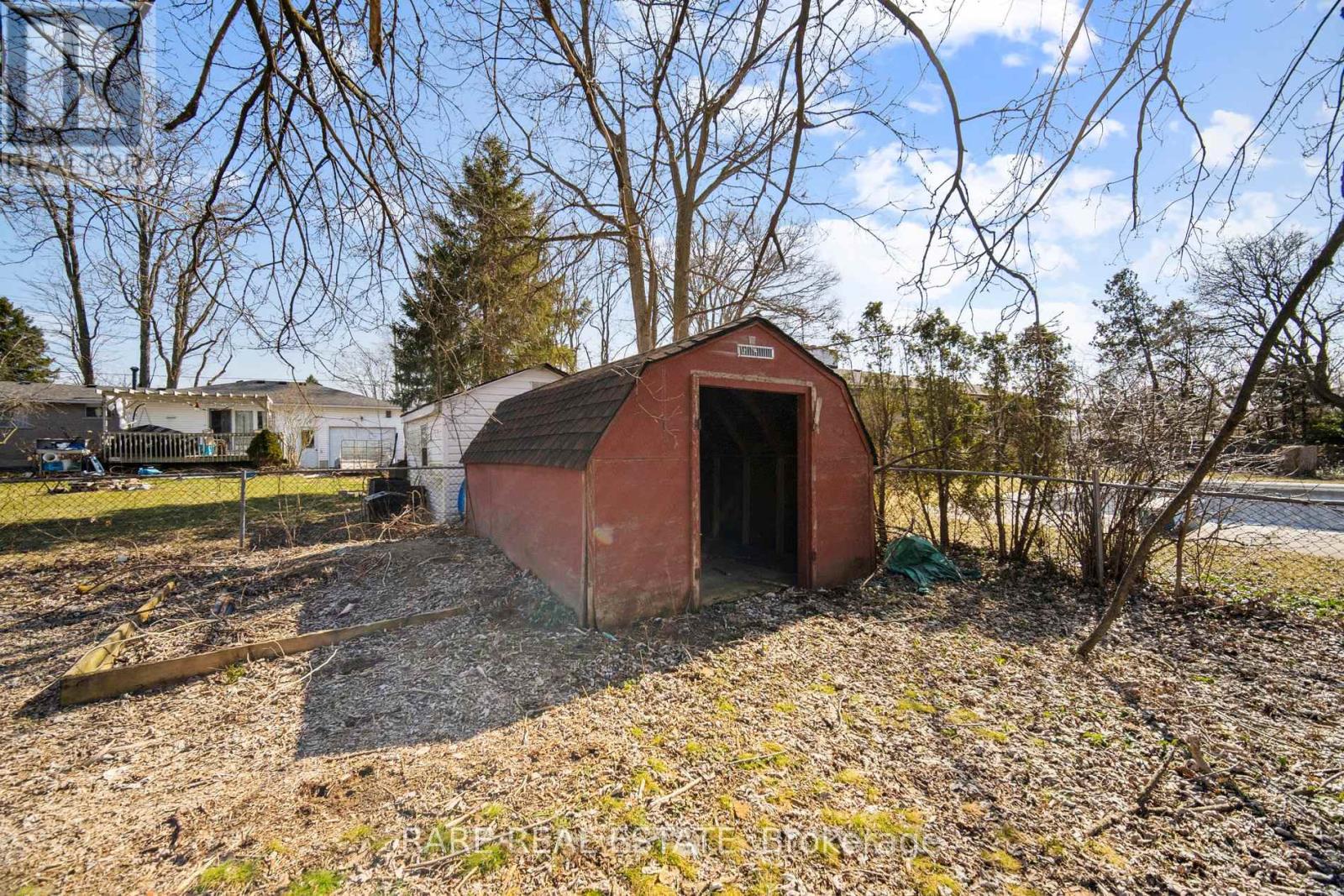 314 Laughton Crescent, Strathroy-Caradoc, Ontario  N7G 1H7 - Photo 35 - X12523910