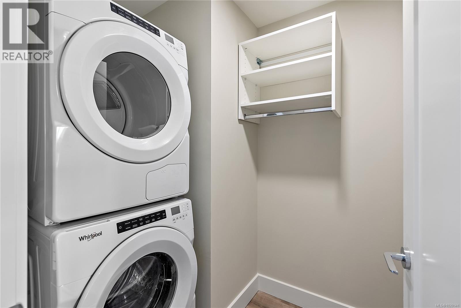 208 2520 Hackett Cres, Central Saanich, British Columbia V8M 0B9 - Photo 13 - 1020141