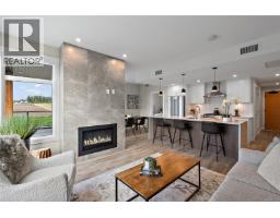 208 2520 Hackett Cres Turgoose, Central Saanich, Ca