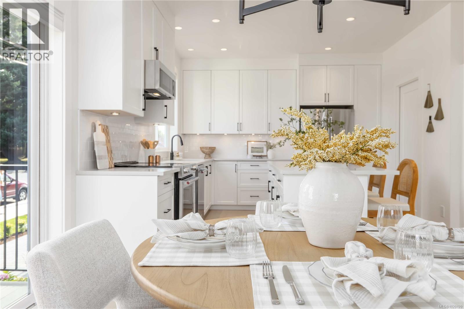 11 10145 Fifth St, Sidney, British Columbia V8L 2X8 - Photo 14 - 1020129