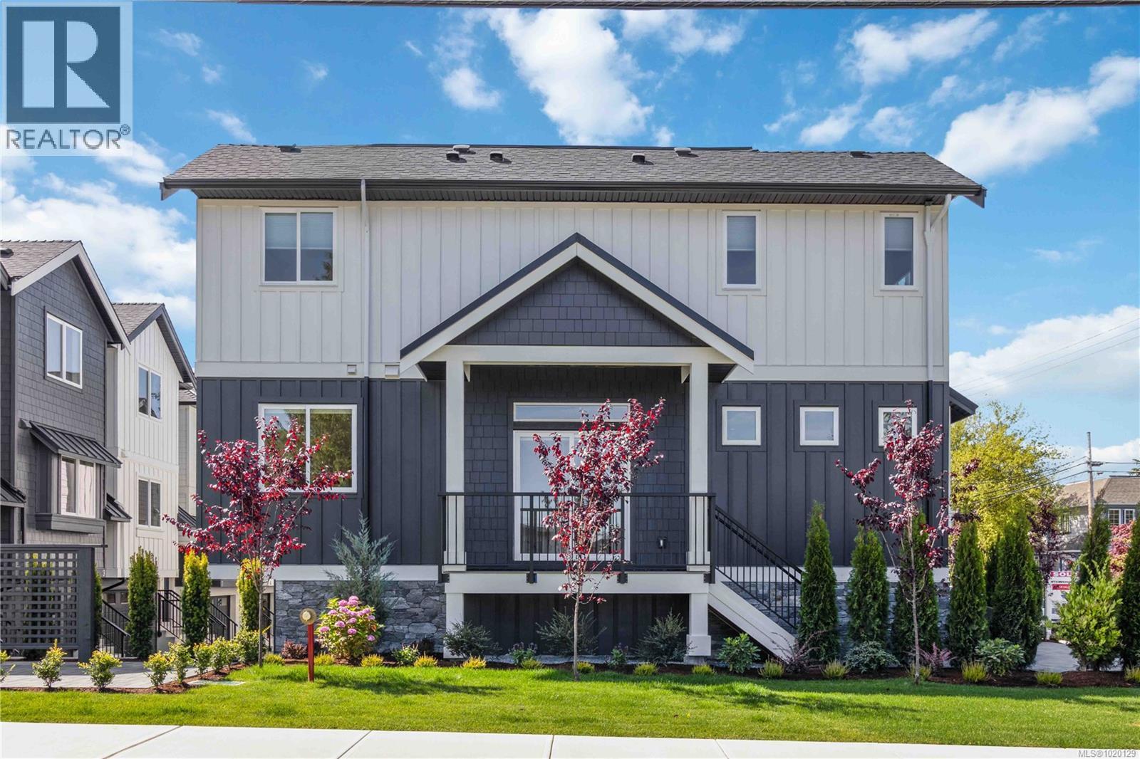 11 10145 Fifth St, Sidney, British Columbia V8L 2X8 - Photo 2 - 1020129