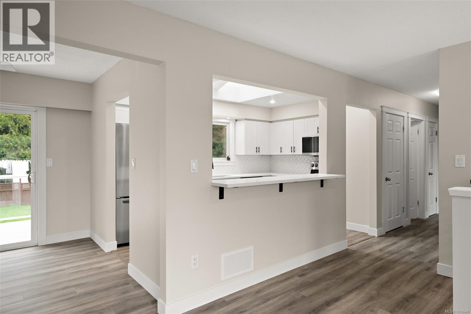 538 Cedarcrest Dr, Colwood, British Columbia  V9C 1M3 - Photo 9 - 1018640