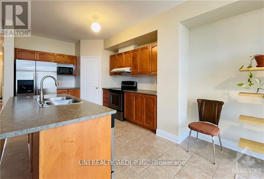 105 Cheyenne Way, Ottawa, Ontario  K2J 0E8 - Photo 13 - X12425446