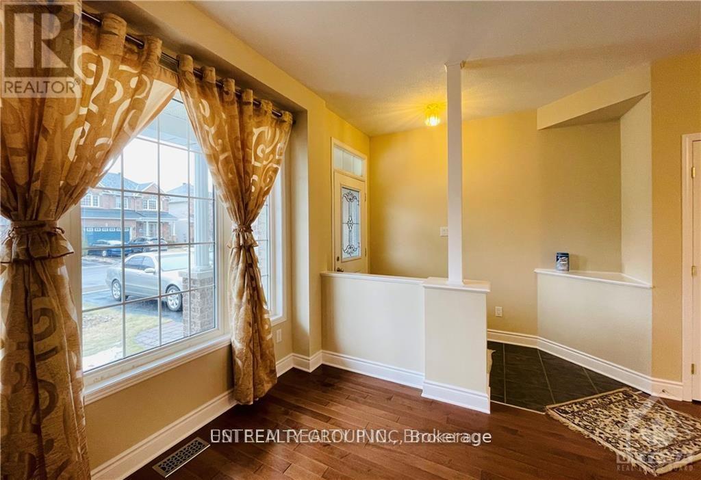 105 Cheyenne Way, Ottawa, Ontario  K2J 0E8 - Photo 6 - X12425446