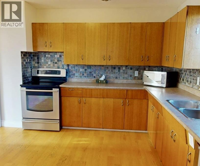 10304 110 Avenue, Fort St. John, British Columbia  V1J 2T4 - Photo 4 - R3065531