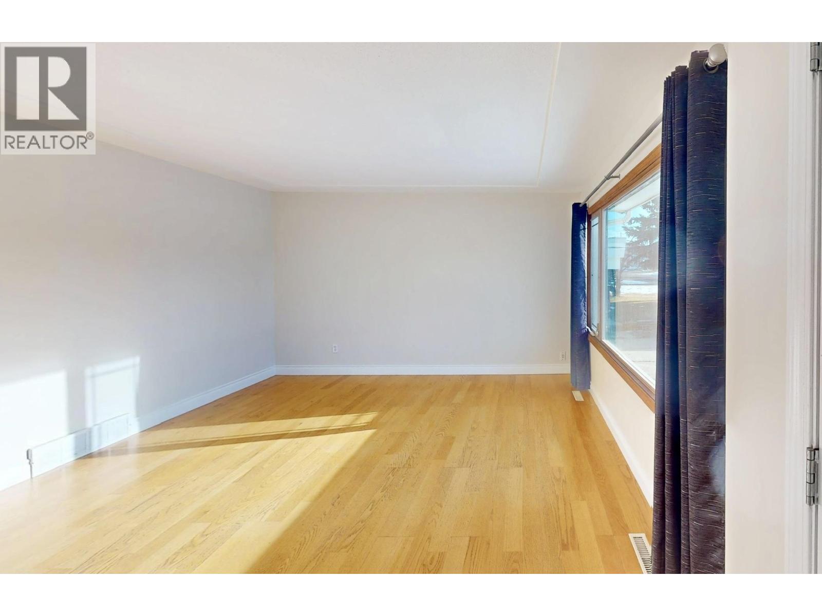 10304 110 Avenue, Fort St. John, British Columbia  V1J 2T4 - Photo 6 - R3065531