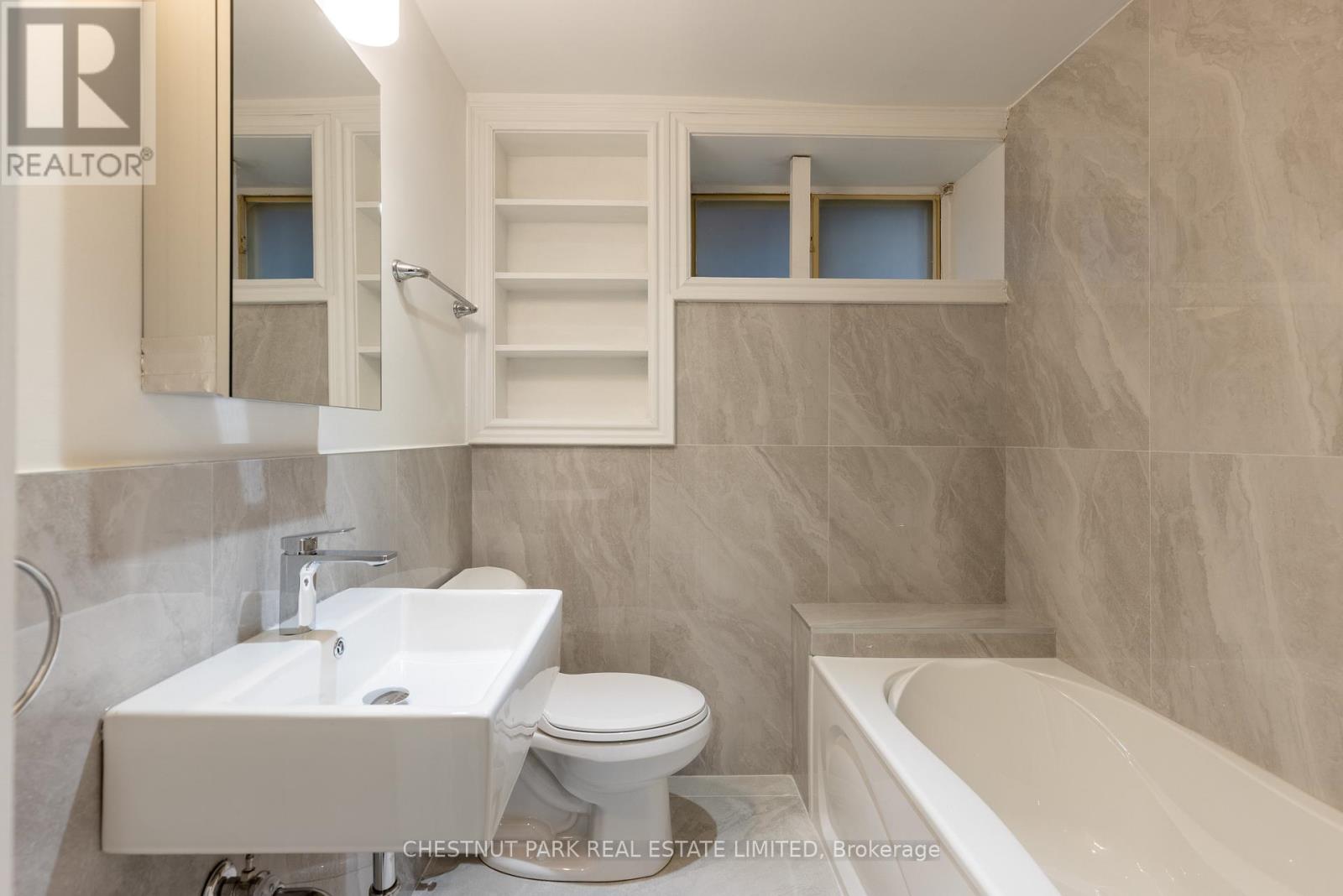 Lower - 34a Foxbar Road, Toronto, Ontario  M4V 2G6 - Photo 21 - C12523934