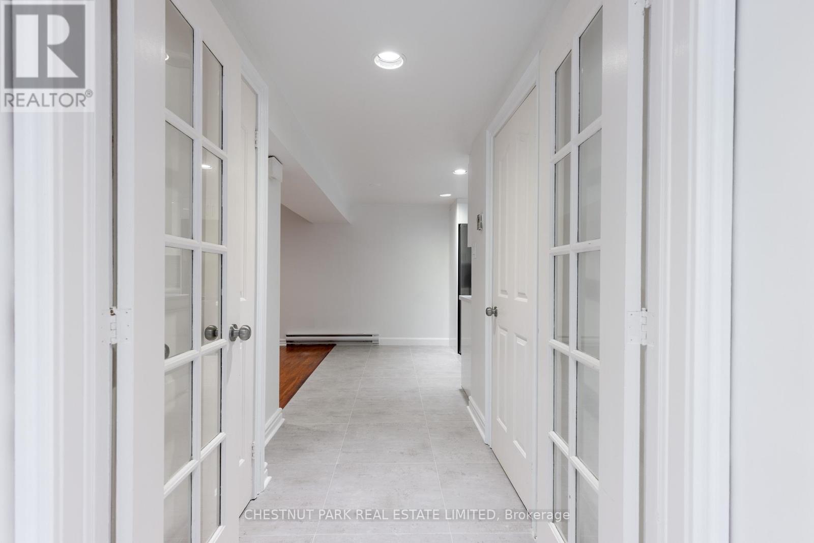 Lower - 34a Foxbar Road, Toronto, Ontario  M4V 2G6 - Photo 7 - C12523934