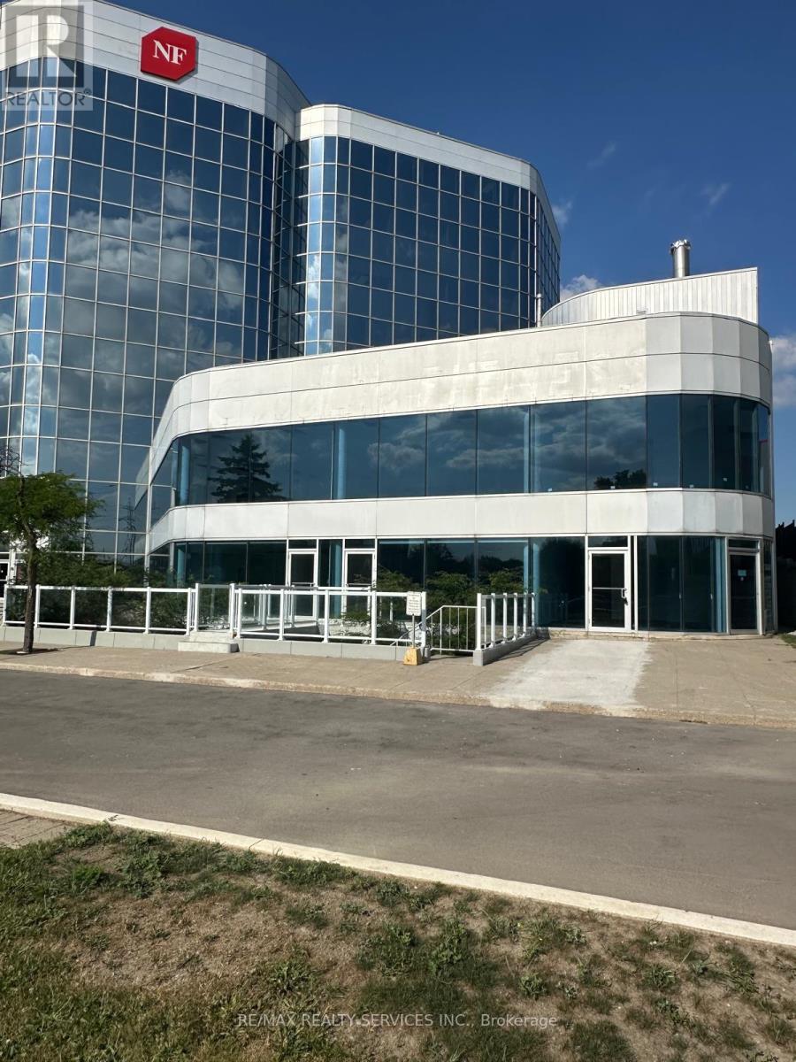 104 - 105 Gordon Baker Road, Toronto, Ontario  M2H 3P8 - Photo 2 - C12524126