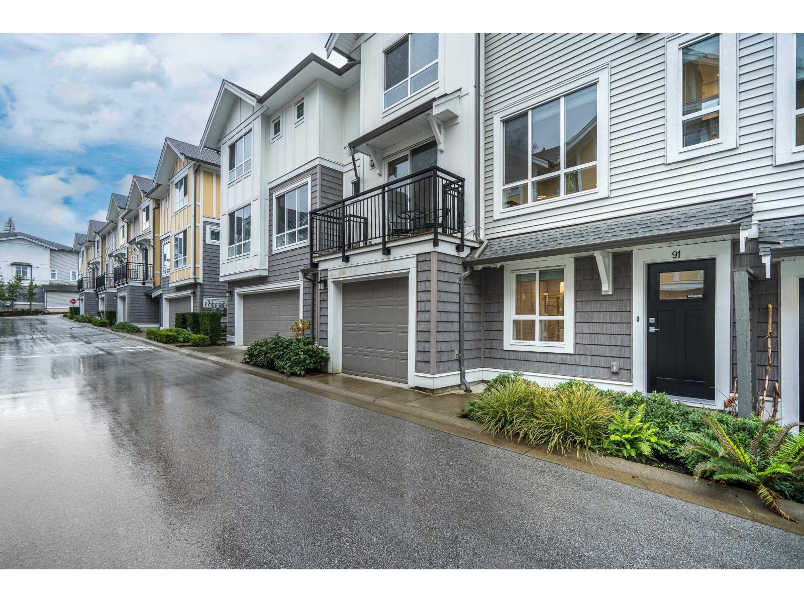 91 9688 162a Street, Surrey, British Columbia  V4N 6V3 - Photo 2 - R3065812