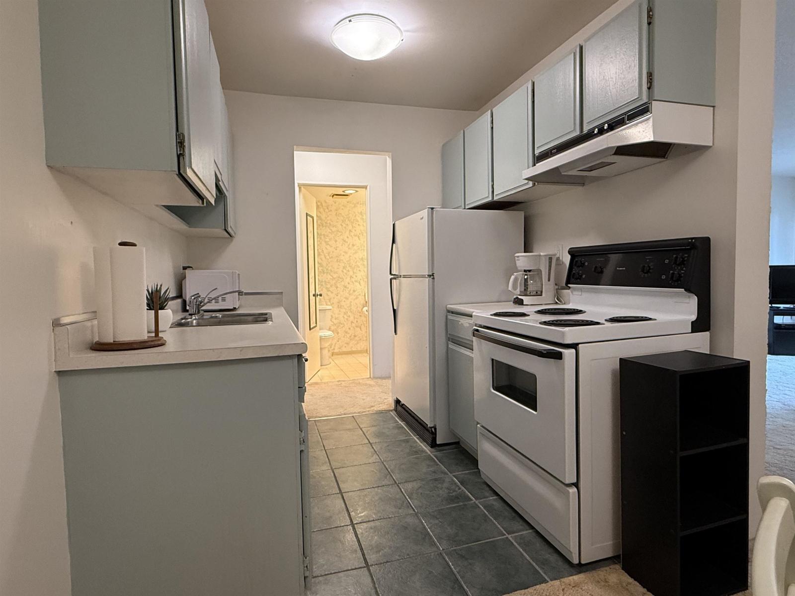 218 15020 North Bluff Road, White Rock, British Columbia  V4B 5A4 - Photo 8 - R3065714