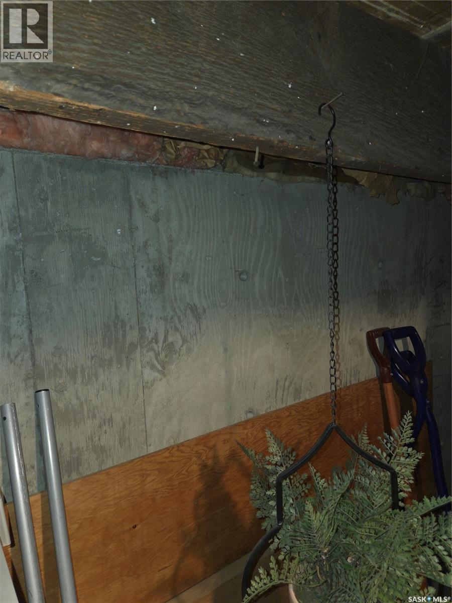 505 F Avenue N, Saskatoon, Saskatchewan  S7L 1W2 - Photo 15 - SK023635