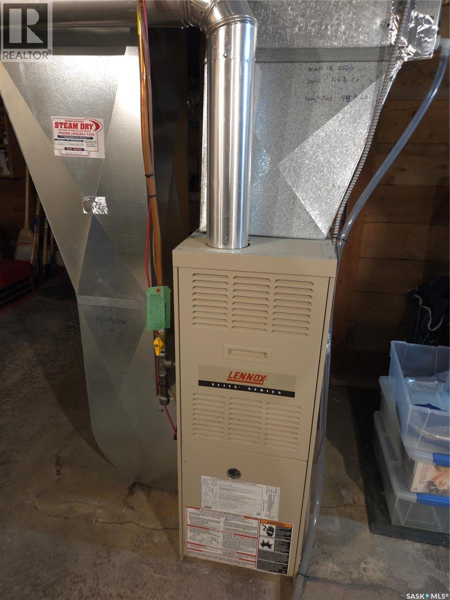 505 F Avenue N, Saskatoon, Saskatchewan  S7L 1W2 - Photo 18 - SK023635