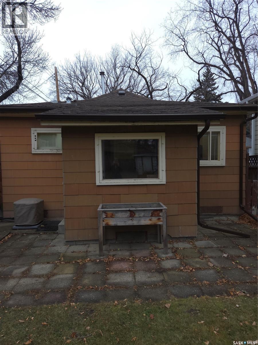 505 F Avenue N, Saskatoon, Saskatchewan  S7L 1W2 - Photo 20 - SK023635