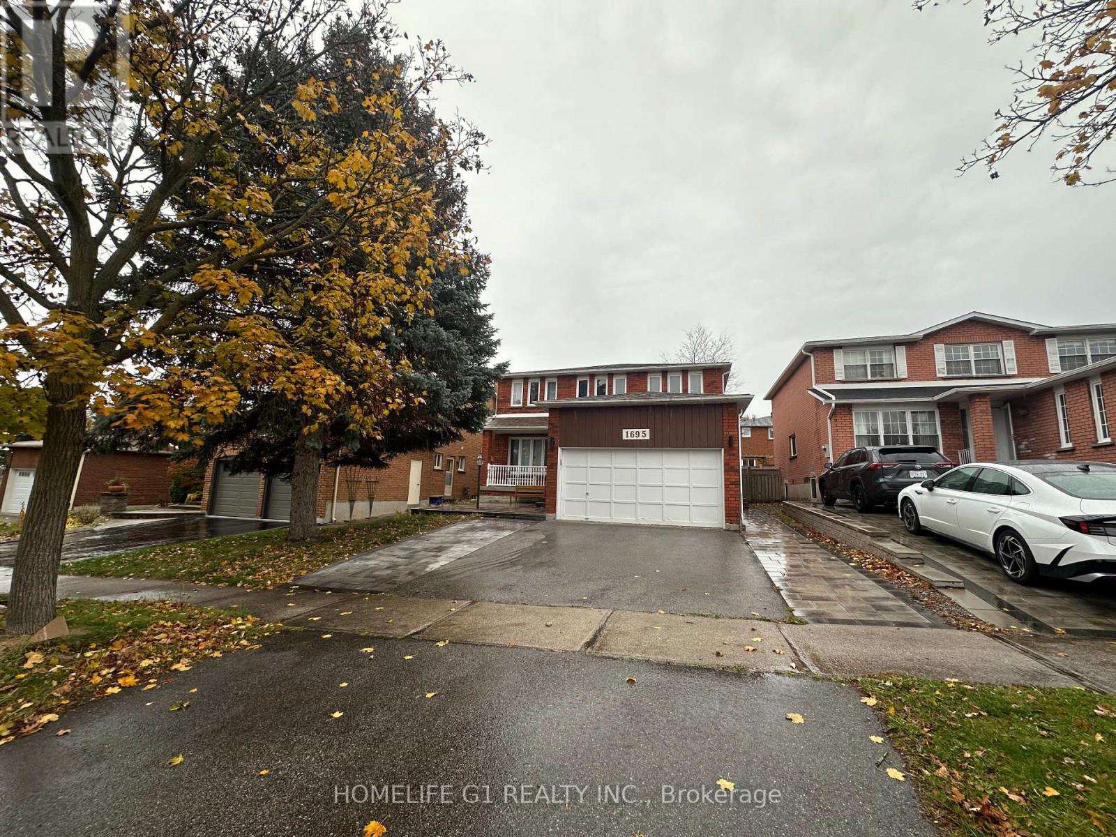 1695 MAJOR OAKS ROAD, Pickering, Ontario