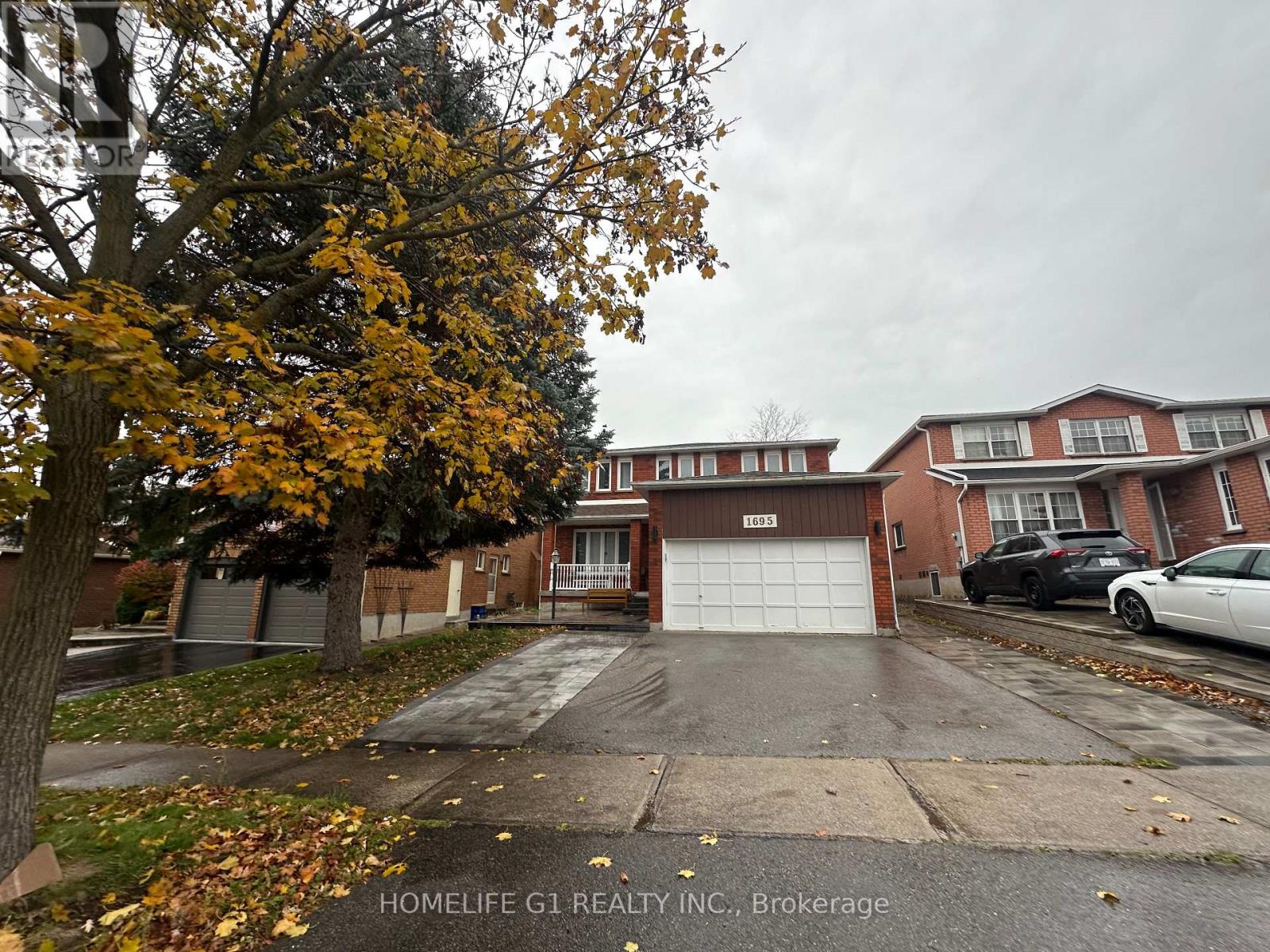 1695 Major Oaks Road, Pickering, Ontario  L1X 1X2 - Photo 2 - E12524010