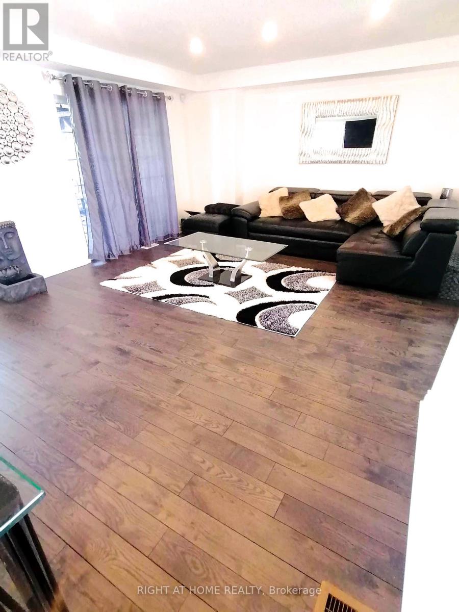 51 Devineridge Avenue, Ajax, Ontario  L1Z 0R7 - Photo 12 - E12524016