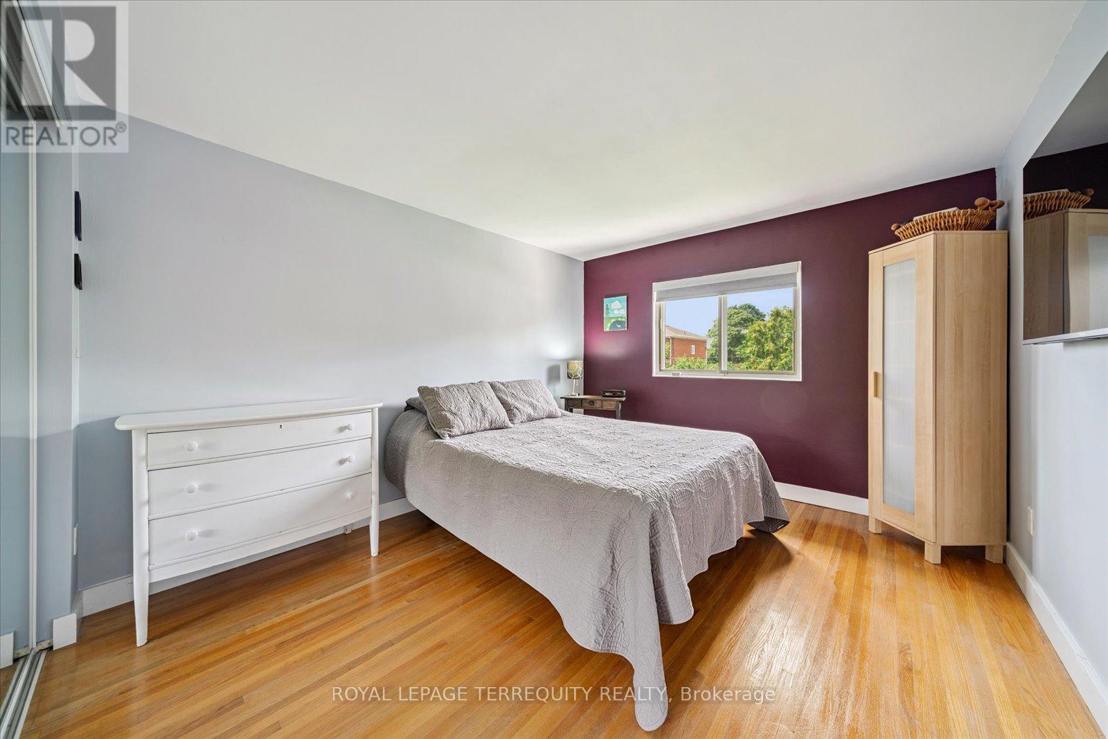 1201 Kingsholm Drive, Mississauga, Ontario  L4Y 2H1 - Photo 20 - W12523478