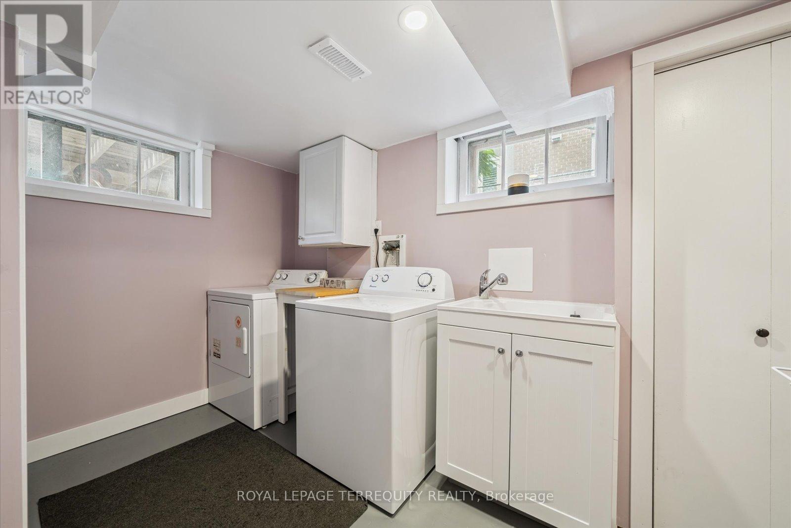 1201 Kingsholm Drive, Mississauga, Ontario  L4Y 2H1 - Photo 38 - W12523478