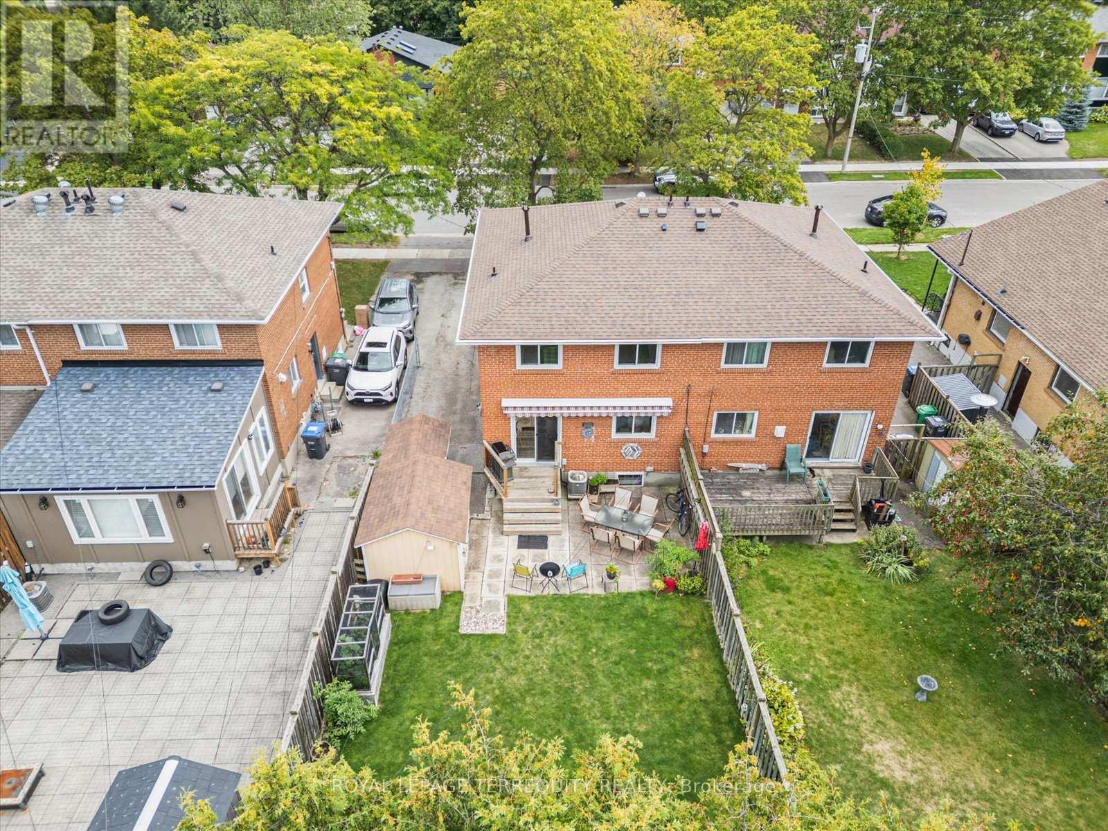 1201 Kingsholm Drive, Mississauga, Ontario  L4Y 2H1 - Photo 47 - W12523478