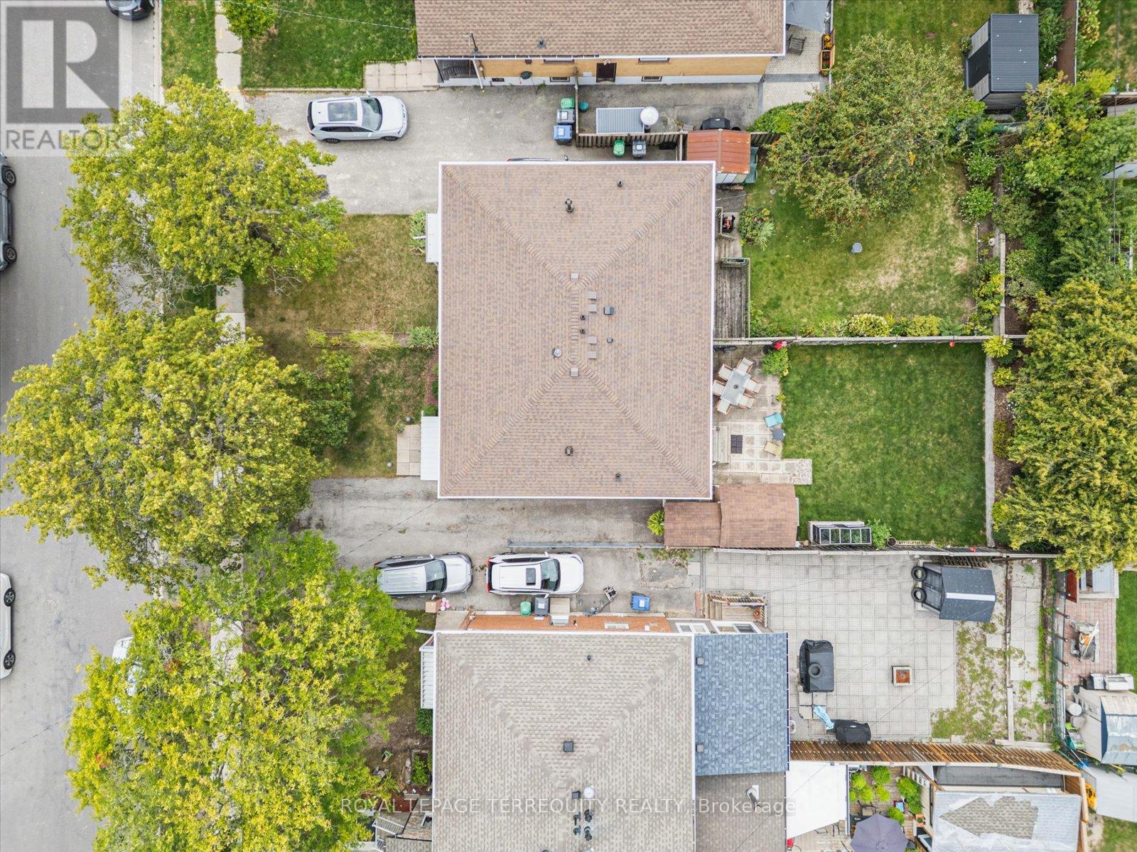 1201 Kingsholm Drive, Mississauga, Ontario  L4Y 2H1 - Photo 49 - W12523478