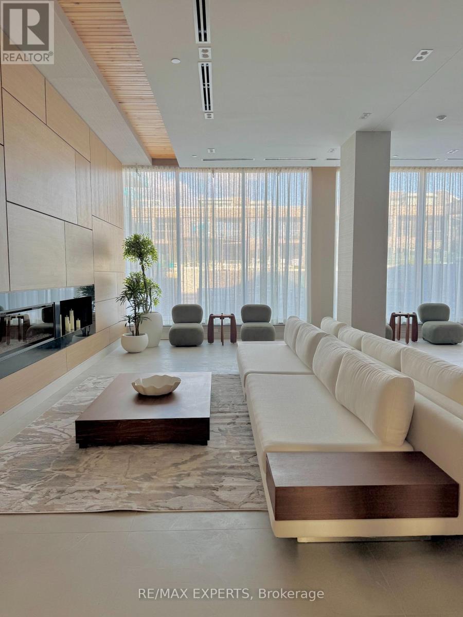 306 - 333 Sunseeker Avenue, Innisfil, Ontario  L9R 0R6 - Photo 3 - N12523976