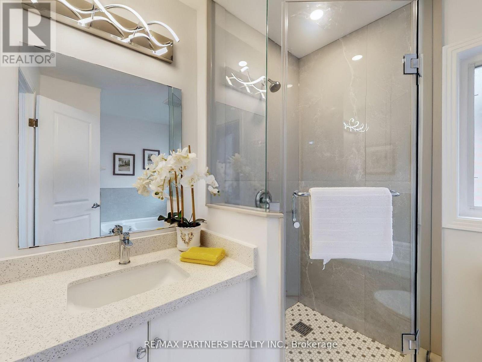 10 Whitford Road, Markham, Ontario  L6C 2J3 - Photo 17 - N12523998