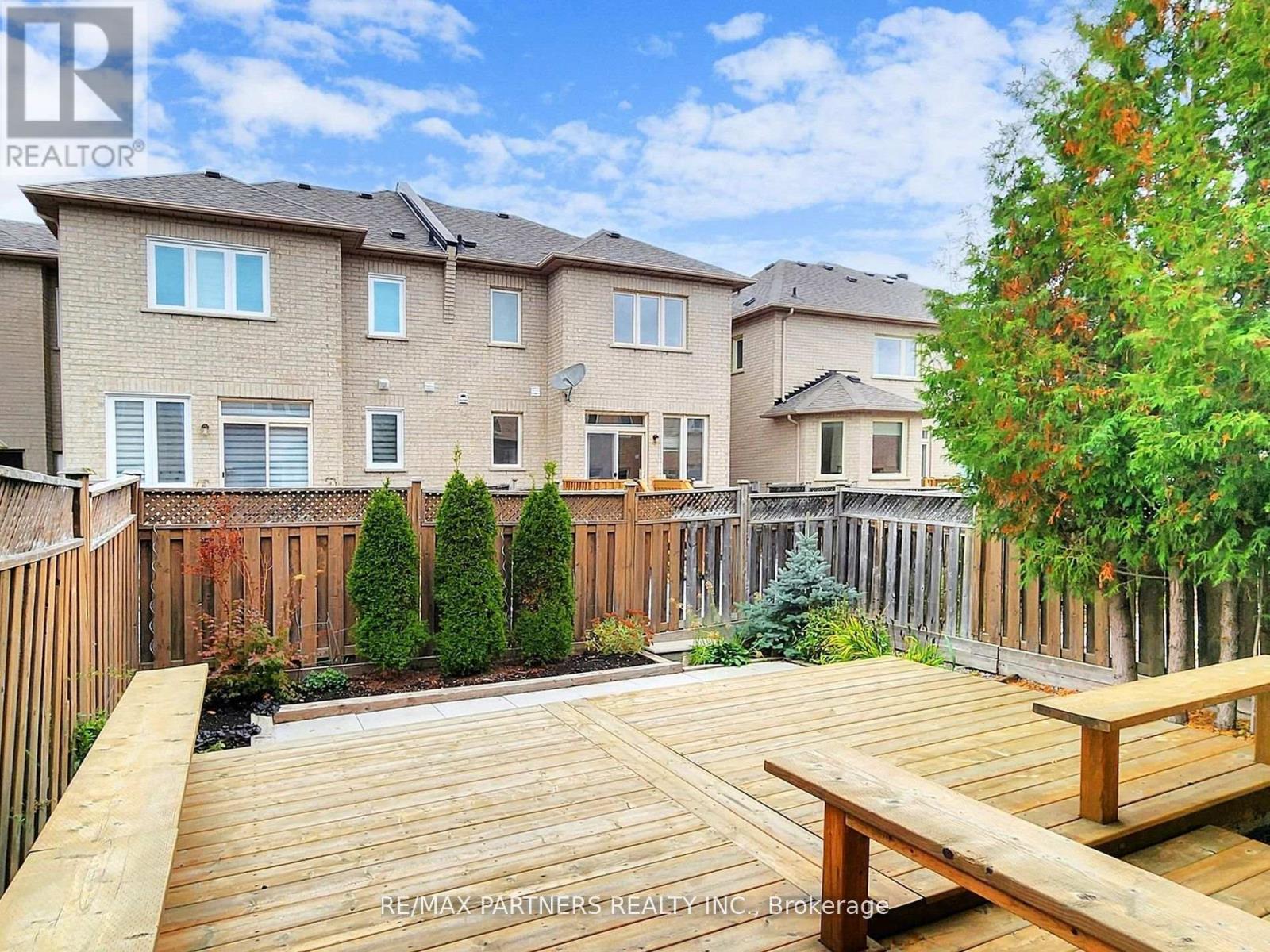 10 Whitford Road, Markham, Ontario  L6C 2J3 - Photo 31 - N12523998