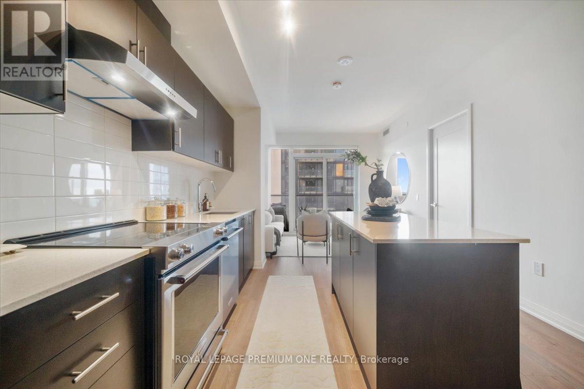 2102 - 8960 Jane Street, Vaughan, Ontario  L4K 0N9 - Photo 6 - N12524014