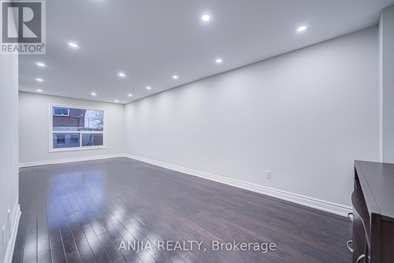 34 Terrosa Road, Markham, Ontario  L3S 2M7 - Photo 11 - N12524030