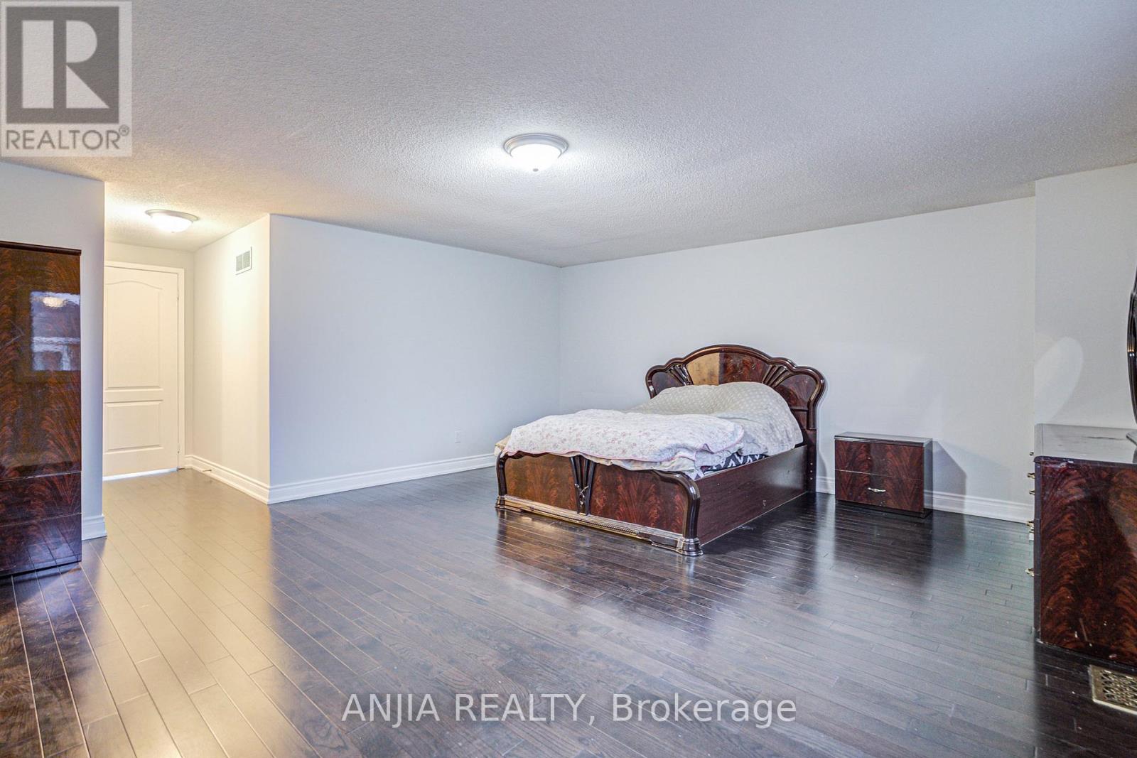 34 Terrosa Road, Markham, Ontario  L3S 2M7 - Photo 20 - N12524030