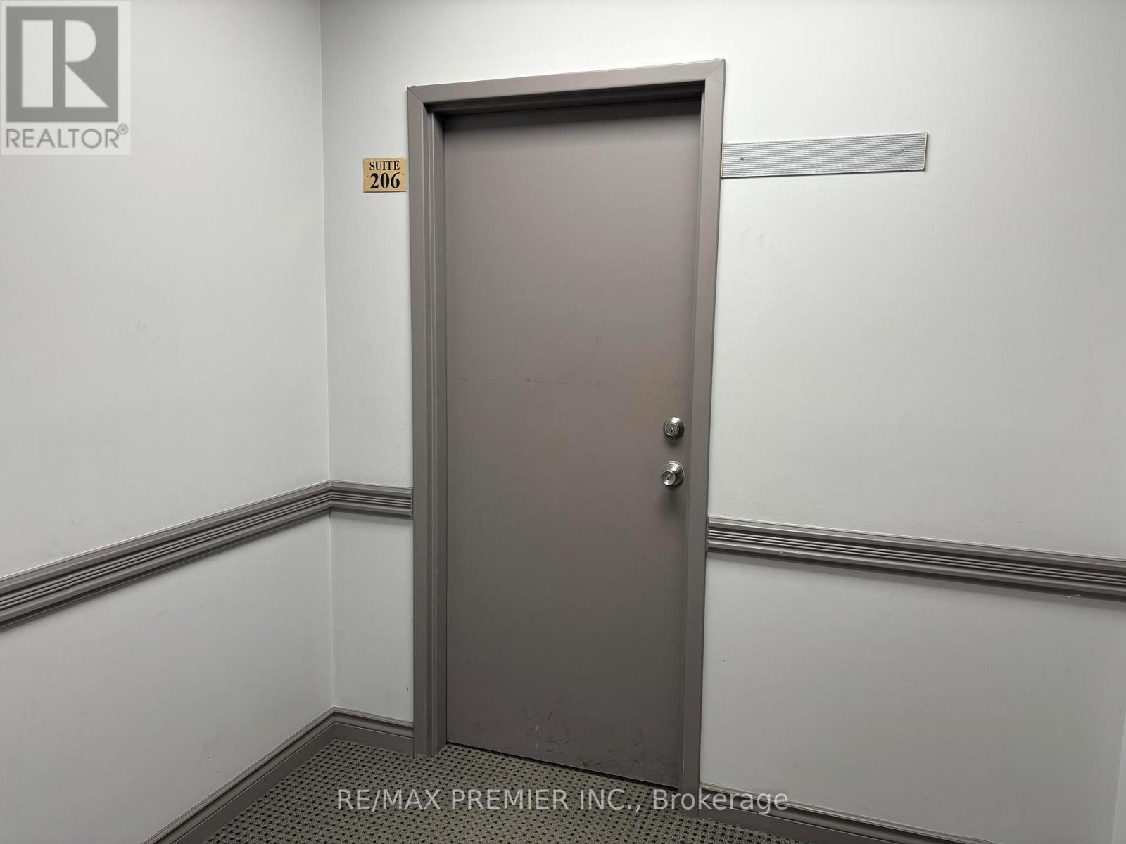 206 - 4000 Steeles Avenue W, Vaughan, Ontario  L4L 4V9 - Photo 3 - N12524082