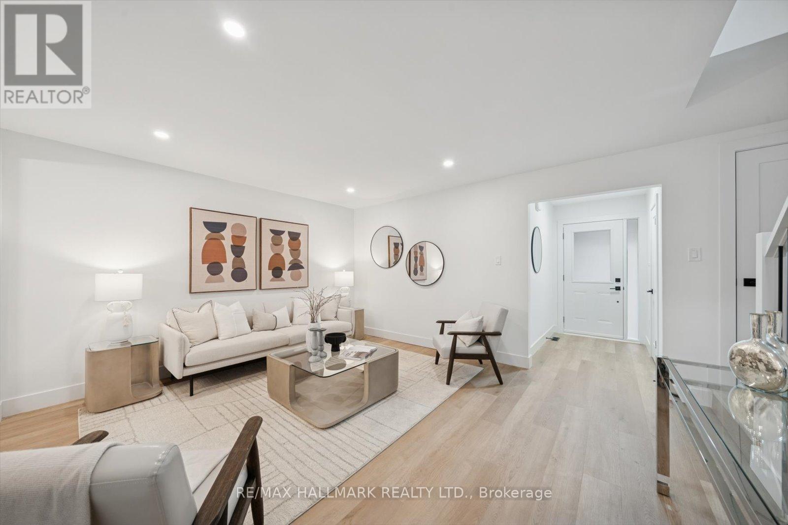 62 Pepperell Crescent, Markham, Ontario  L3R 3G8 - Photo 8 - N12524086