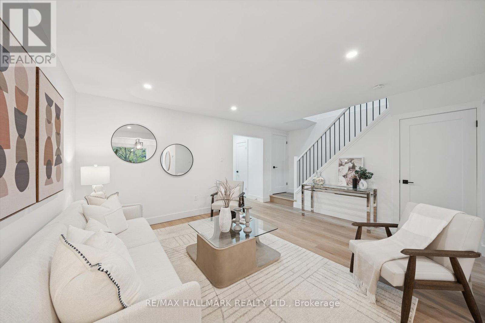 62 Pepperell Crescent, Markham, Ontario  L3R 3G8 - Photo 9 - N12524086