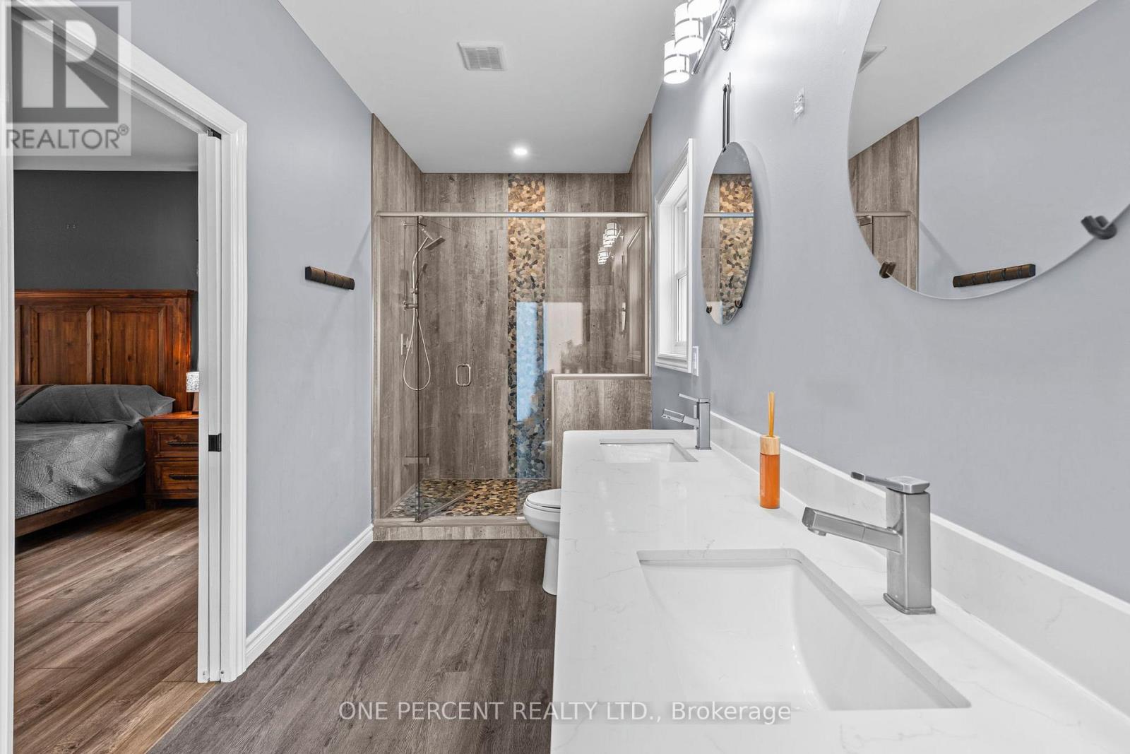 2326 Foxmead Road, Oro-Medonte, Ontario  L0K 1E0 - Photo 20 - S12523950