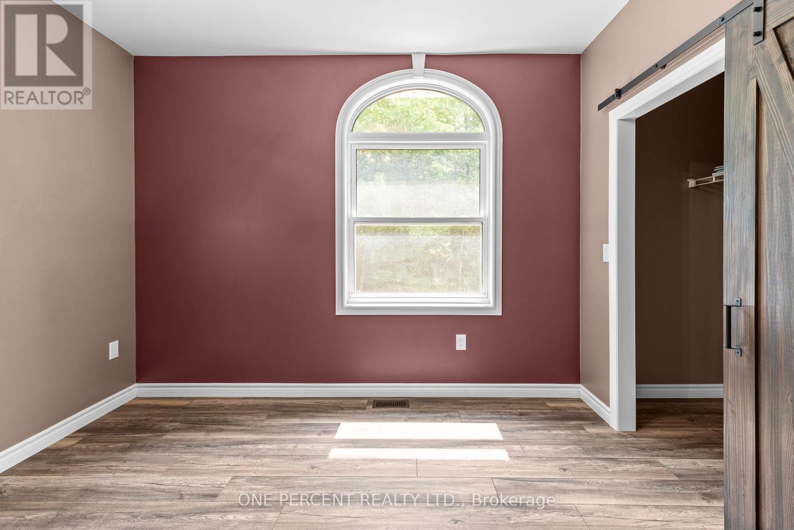 2326 Foxmead Road, Oro-Medonte, Ontario  L0K 1E0 - Photo 23 - S12523950