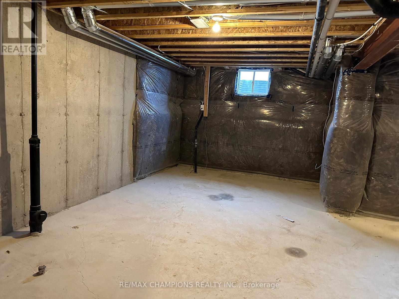 186 Union Boulevard, Wasaga Beach, Ontario  L9Z 0N5 - Photo 17 - S12524094