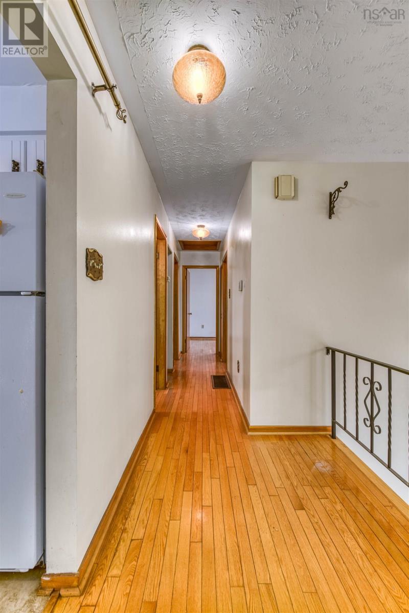 129 Regal Road, Dartmouth, Nova Scotia  B2W 4H7 - Photo 9 - 202527506