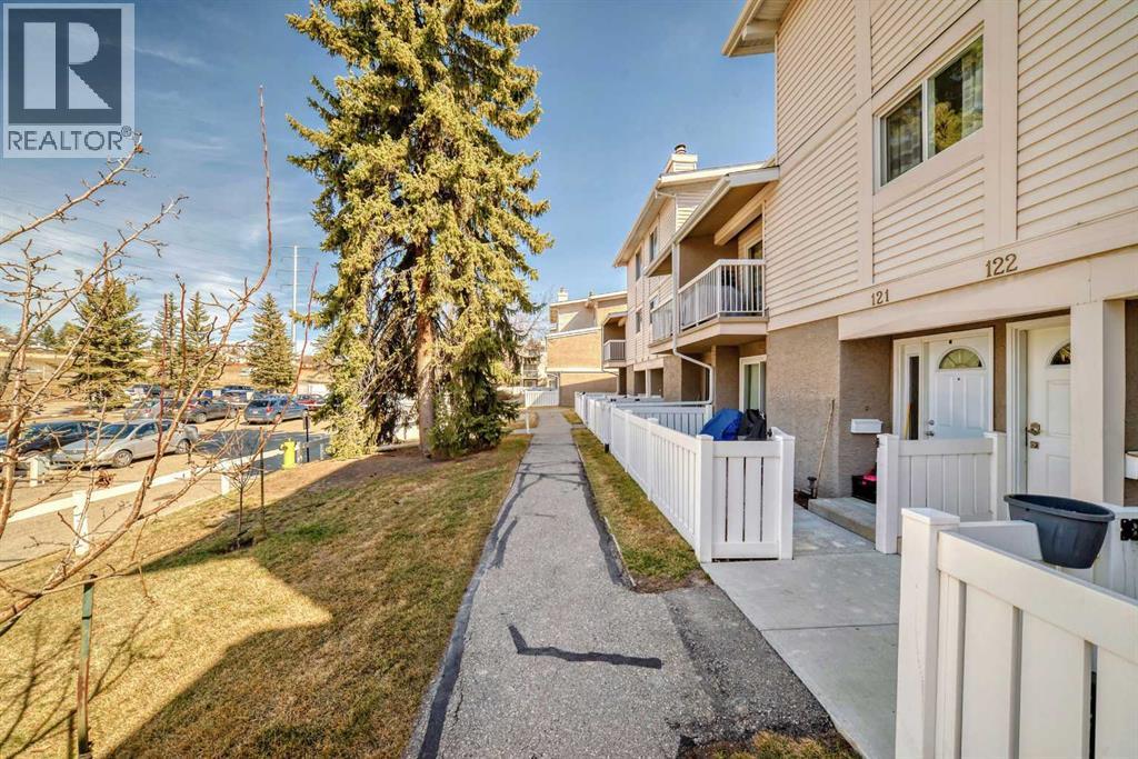 Property at 122, 3015 51 Street SW image 2