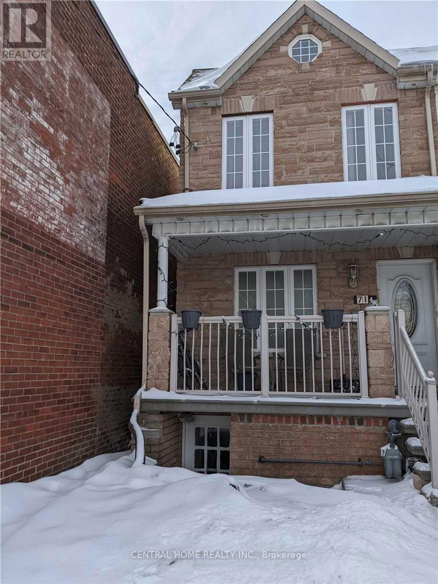 714 LANSDOWNE AVENUE, Toronto, Ontario