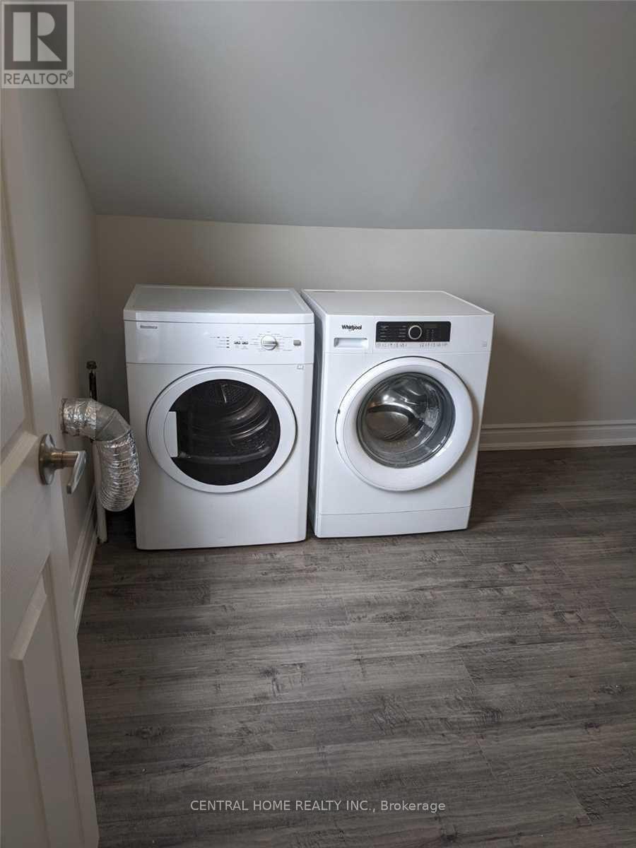 714 Lansdowne Avenue, Toronto, Ontario  M6H 3Y8 - Photo 10 - W12523932