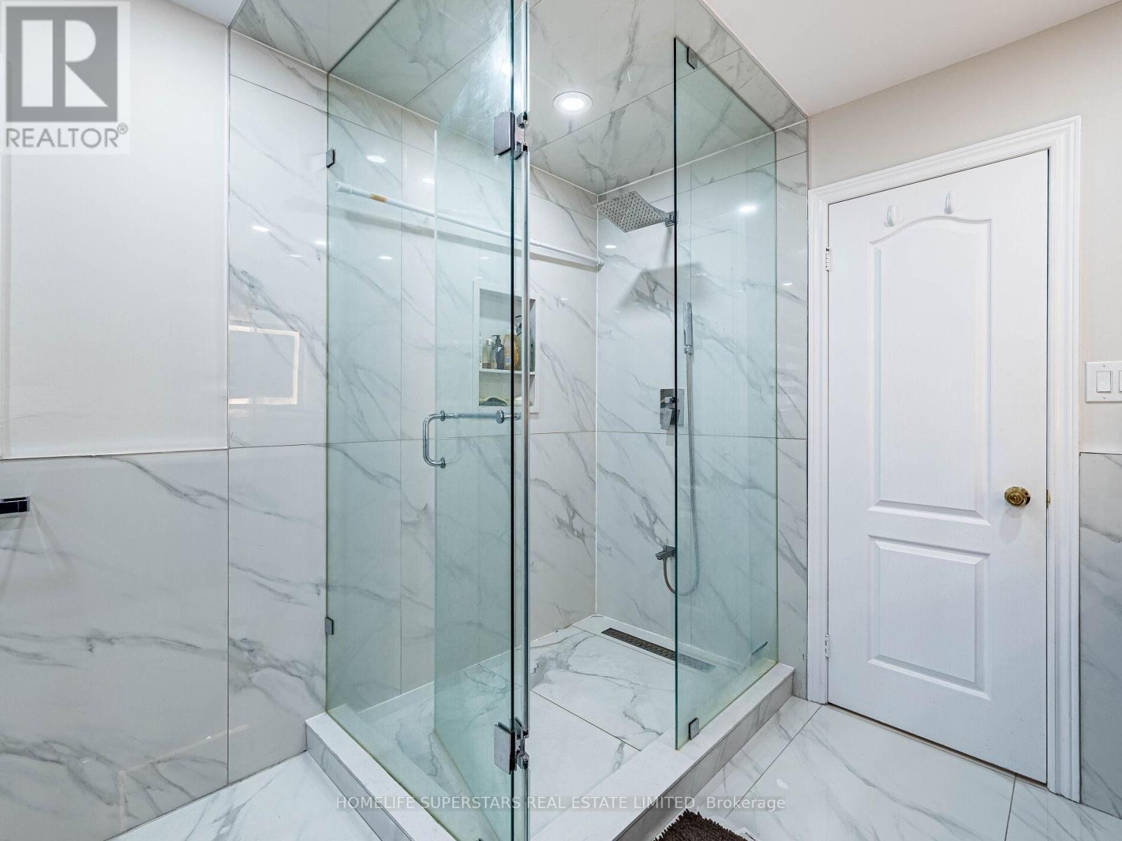 13 Wallaby Way, Brampton, Ontario L6R 3G1 - Photo 29 - W12523972