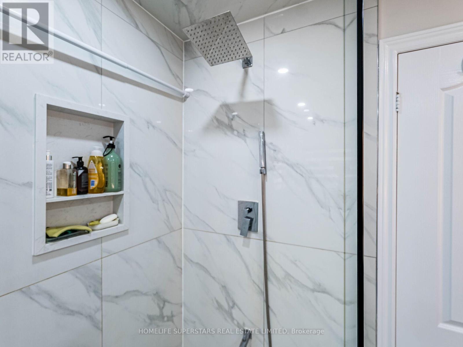 13 Wallaby Way, Brampton, Ontario L6R 3G1 - Photo 30 - W12523972