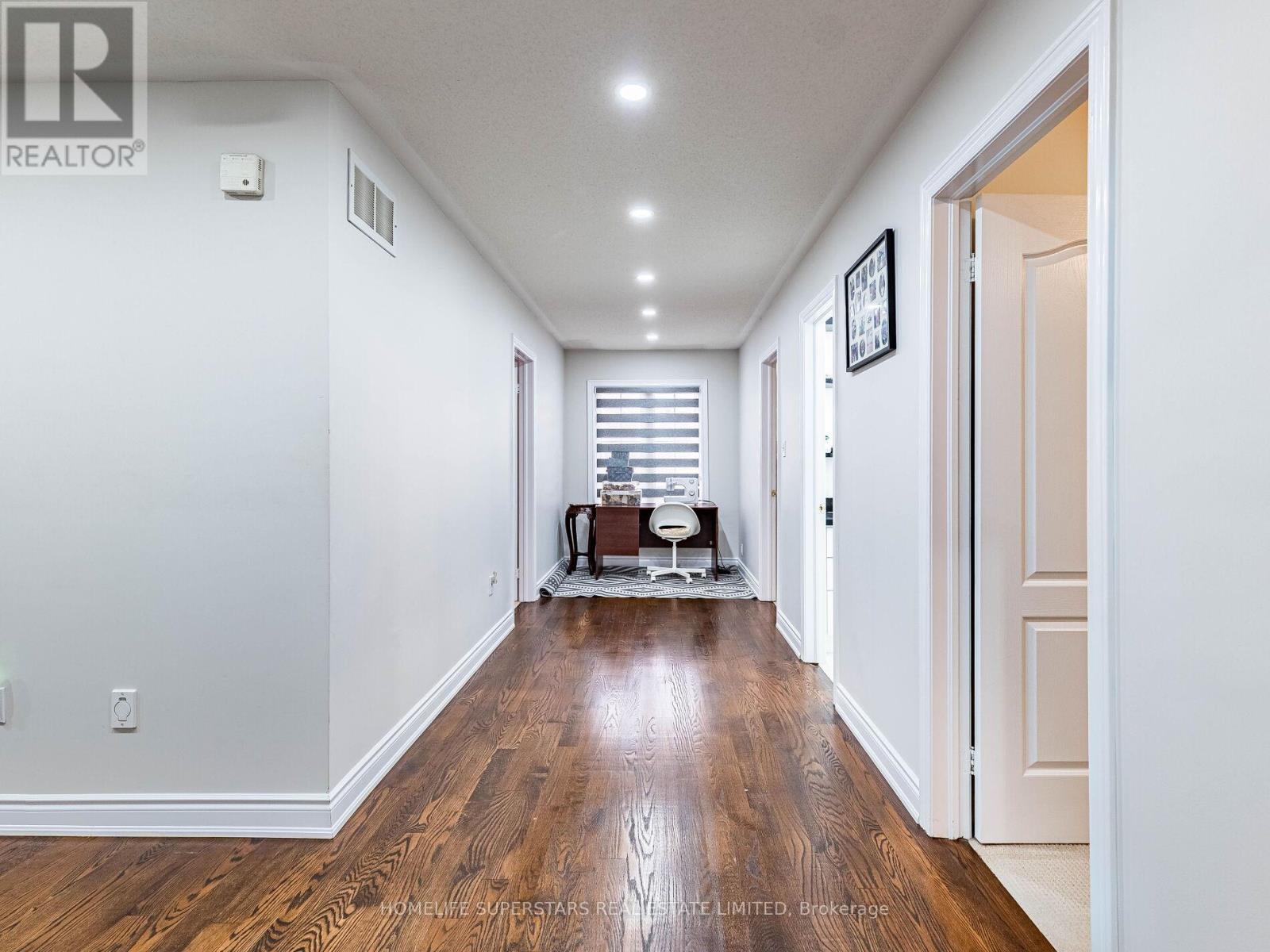 13 Wallaby Way, Brampton, Ontario L6R 3G1 - Photo 31 - W12523972