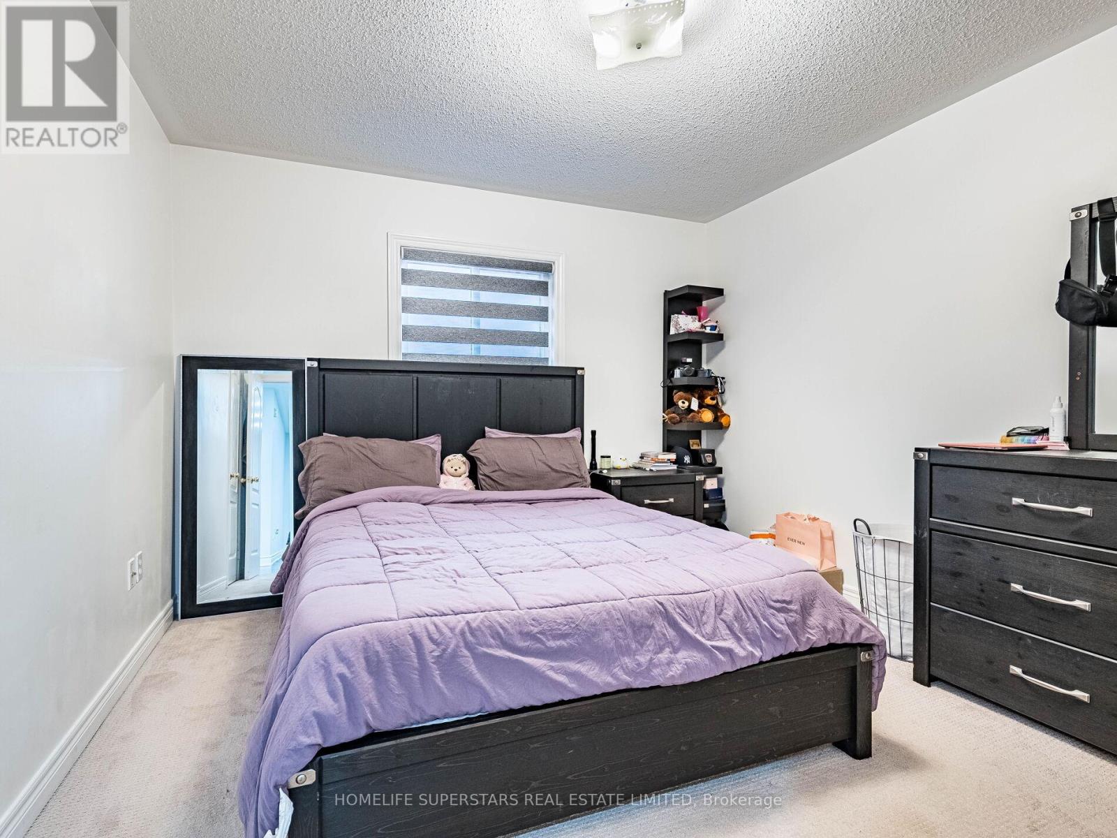 13 Wallaby Way, Brampton, Ontario L6R 3G1 - Photo 32 - W12523972