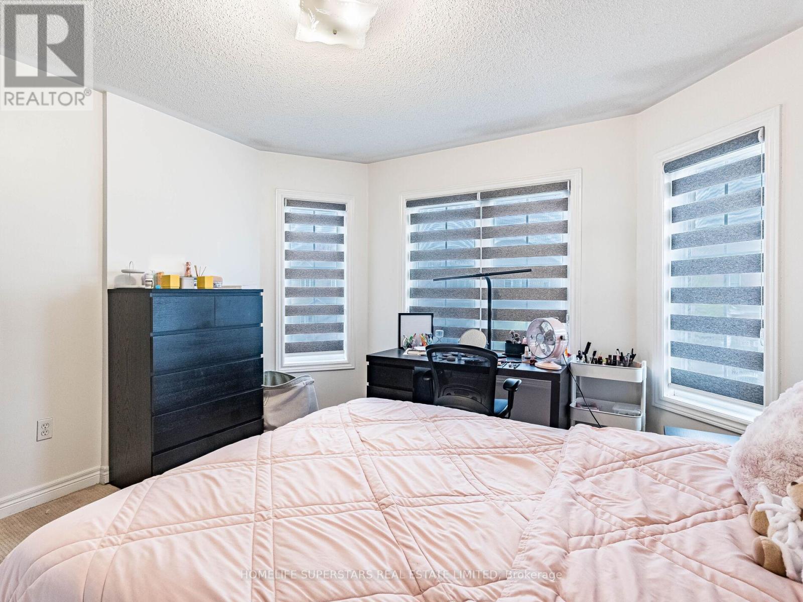 13 Wallaby Way, Brampton, Ontario L6R 3G1 - Photo 35 - W12523972