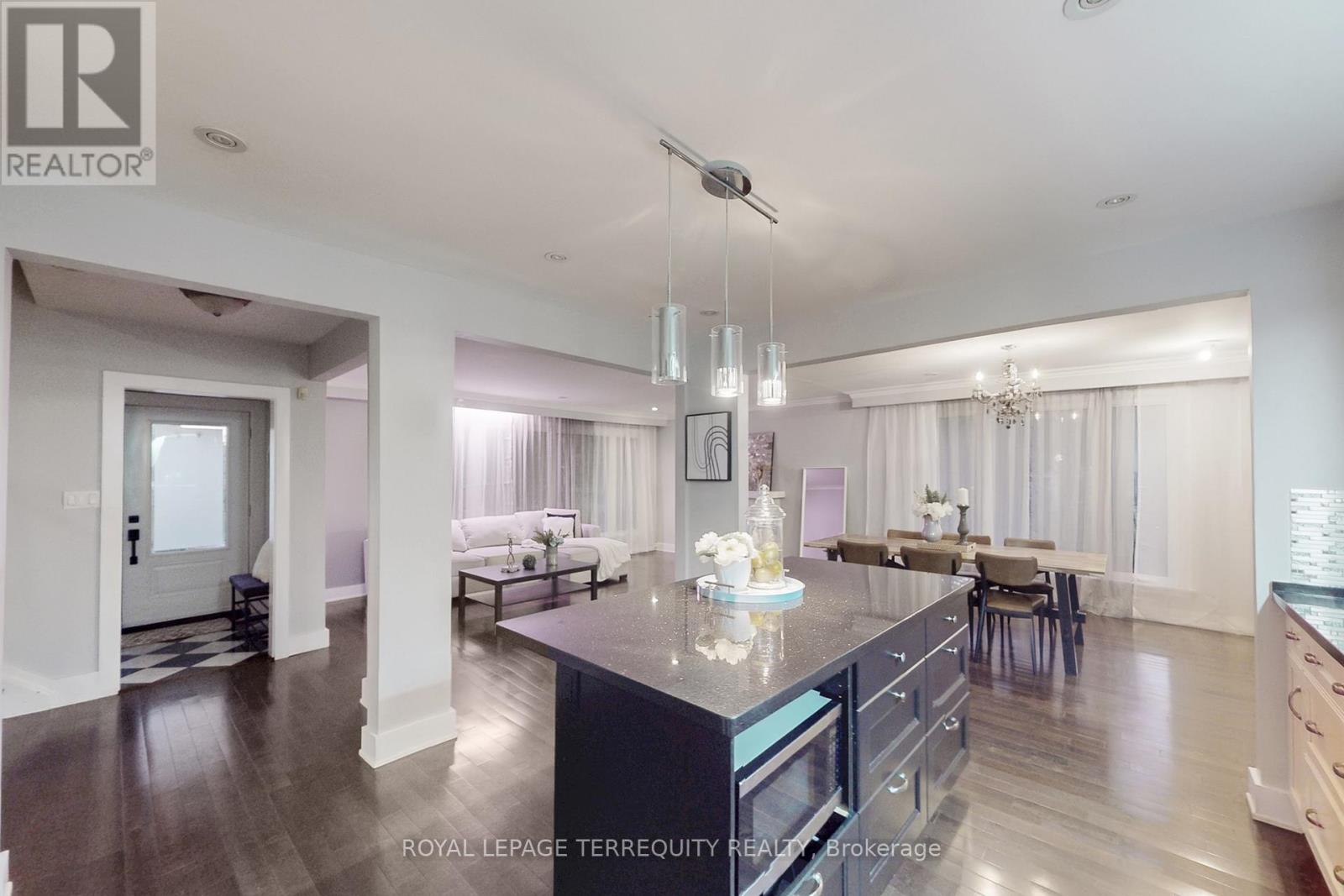 2 Stockton Road, Toronto, Ontario  M6A 1K7 - Photo 12 - W12524038