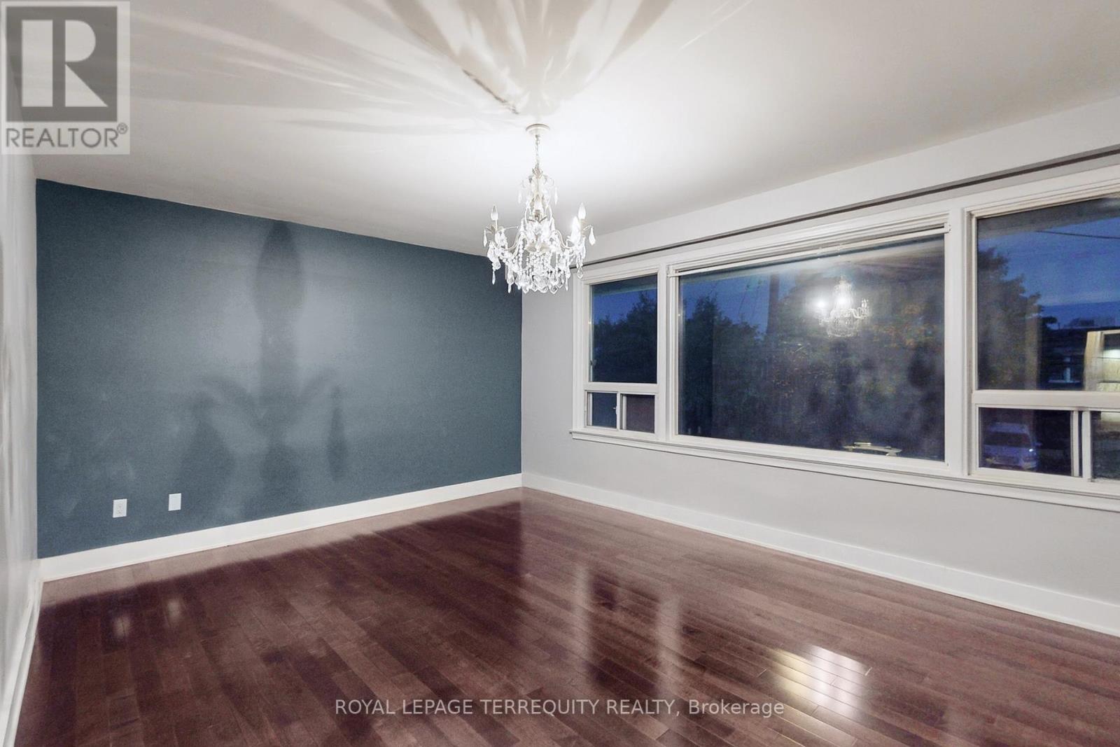 2 Stockton Road, Toronto, Ontario  M6A 1K7 - Photo 17 - W12524038