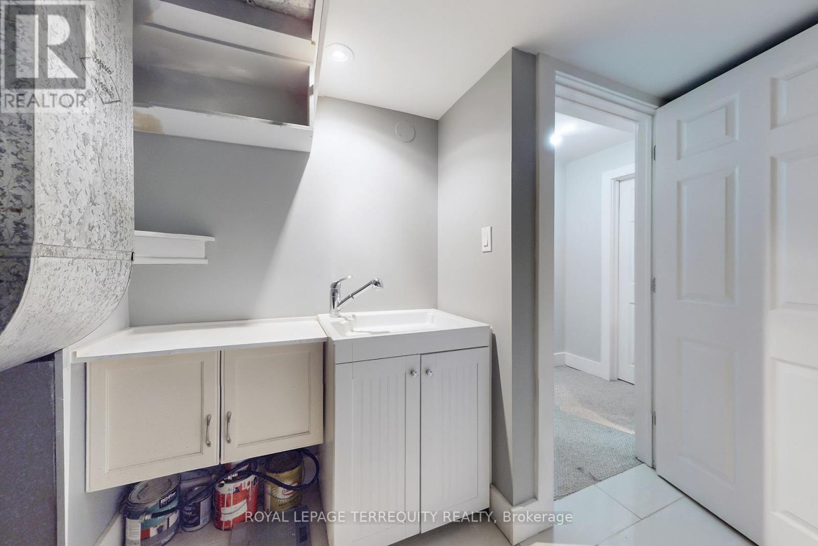 2 Stockton Road, Toronto, Ontario  M6A 1K7 - Photo 37 - W12524038